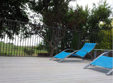 A Way To Relax At Welcome Springs Country Stays - eAccommodation 9